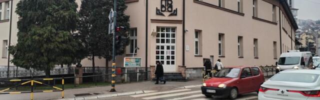 REKONSTRUKCIJE KROVA I SANIRANJE PLAFONA: ﻿Ministarstvo prosvete daje 10,2 miliona za rešavanje gorućih pitanja tri osnovne škole u Užicu