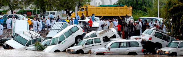 Број жртава поплава у Оману порастао на десет