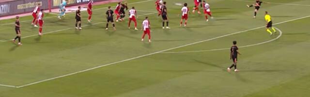 Vojvodina ponovo primila jeftin gol protiv Ajaksa, Berhajs matirao Rosića