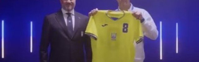 OZBILJNA FRKA PRED EURO! Rusi besni na Ukrajince zbog fudbalskog dresa! /VIDEO/FOTO/