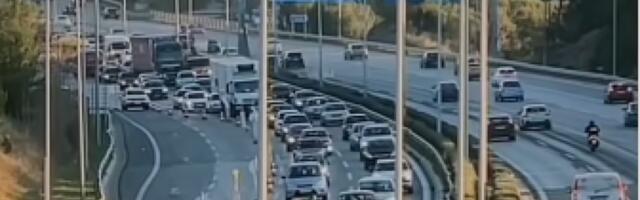 AMSS UPOZORAVA: Pojačan saobraćaj zbog predstojećeg vikenda, evo gde se očekuju gužve