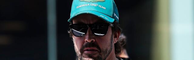 Šampion Formule 1 pokazao novu mašinu: Alonso se u Mercedesu, vrednom par miliona dolara, provozao u Monte Karlu /FOTO/