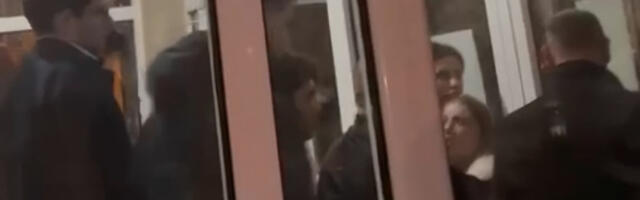 МУП: три полицајца повређена у нападу испред Медицинског факултета