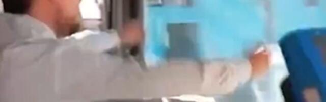 Vozač autobusa zaustavio vozilo nasred ulice, kad je Mesi dao gol, usledila scena kojoj se divi planeta