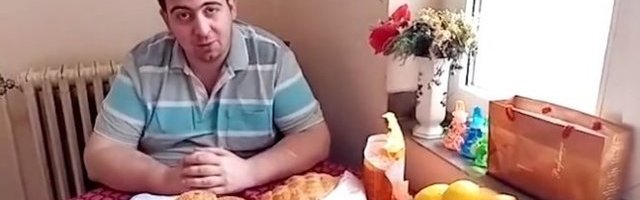 (VIDEO) DIJETA U DOBA KORONE! DAN 20: Čiko, jel sav ovaj lebac tvoj? Crni objašnjava zbog čega na ovu namirnicu možemo da zaboravimo tokom dijete!