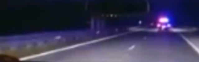 Iz auta bugarskog političara Bojka Borisova muzika ječi (VIDEO)