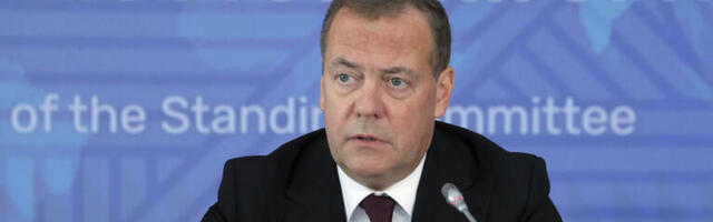 Ubitačno upozorenje MEDVEDEVA ledi krv u žilama! Svet će ostati paralisan!