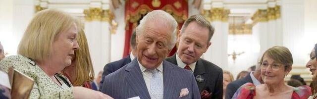 Kralj Čarls POBESNEO zbog Harijevog poteza