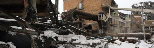 Kijev u ledenom zagrljaju smrti: Ruski udari zbrisali trafostanice, narodu struja na kašičicu dok je napolju -25!