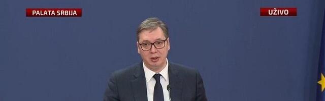 Vučić: Mladima od 16 do 30 godina po 100 evra