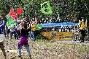 Немачка: Полиција разбија протесте против проширења рудника лигнита у Лицерату