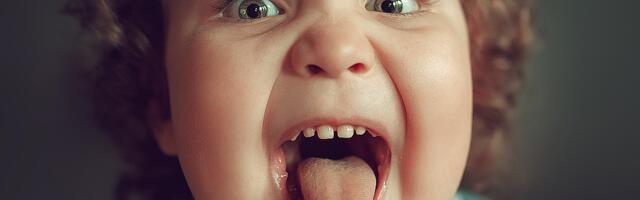 Zašto deca prvo kažu mama?