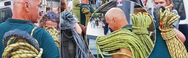 Skandal ispred Palate Albanija! Bolesnici blokaderi nasrnuli na alpiniste koji su došli da skinu transparent - jeziv snimak