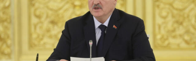 Лукашенко: Народи Русије, Белорусије и Украјине ће поново бити заједно