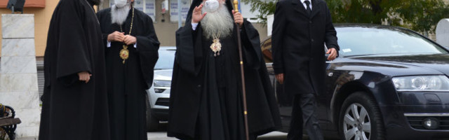 Хризостом: Синод ће одлучити када ће бити изабран патријарх