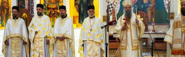Патријарх служио литургију у храму Свeтог Димитрија на Новом Београду