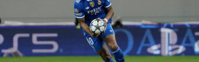 NE ZNA SE KOJI JE SPETAKL BIO VEĆI Arsenal pokazao da je najbolji tim u Evropi, &quot;poker&quot; golova nestvarnog Mbapea i šamarčina za Liverpul