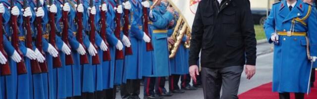 "VEOMA SAM ZABRINUT" Predsednik Vučić govorio o vojnim savezima u regionu!