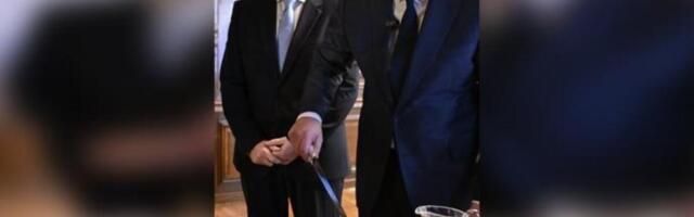 "NEMA TORTE KAO ŠTO JE DOBOŠ TORTA": Vučić za rođendan dobio tortu od ambasadora ove zemlje, ali i ove poklone!