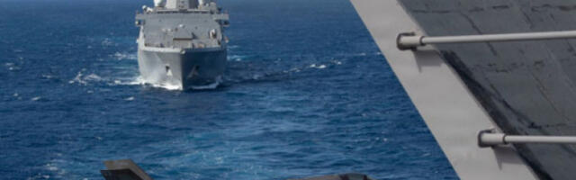 У водама Ирана сад плови најмање 30 бродова