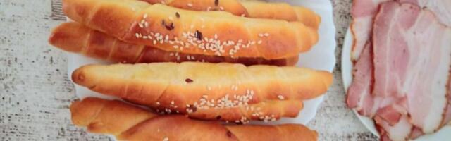 Majstorski recept za najbolje kiflice po starom bakinom receptu: Kao deca smo ovo obožavali, zaboravite na kupovne
