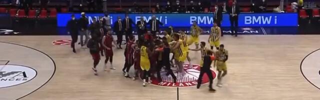Gužva u Milanu, Gudurić dobacivao Mesini, veći incident sprečio Sale Đorđević (VIDEO)