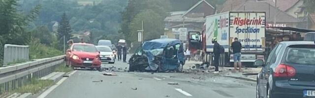 U saobraćajnoj nesreći kod Užica poginulo jedno lice