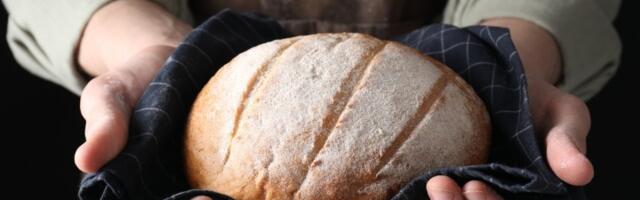 Originalan recept za hleb koji ne goji i ne nadima! Pravićete ga svaki dan (VIDEO)