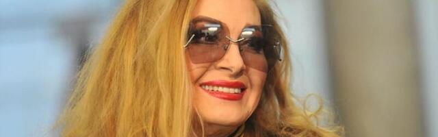 SIN DANICE MAKSIMOVIĆ ZAPROSIO POZNATU GLUMICU: Starija tri decenije i važila za najfatalniju Srpkinju - Ova scena i dalje se prepričava