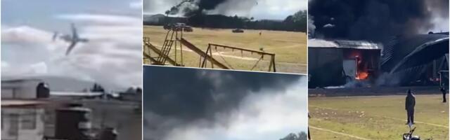 PAD AVIONA SNIMLJEN UŽIVO! Pokušao da sleti na fudbalski teren, pa udario u krov: Ima mrtvih (FOTO+VIDEO)