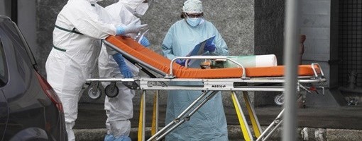 AFP: Najmanje 1.319.561 žrtva koronavirusa u svetu, više od 54 miliona zaraženih