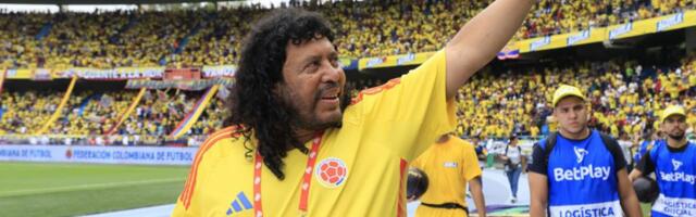 "Škorpion" 30 godina kasnije: Legendarni golman ponovio potez za sva vremena /VIDEO/