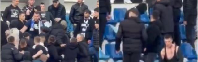 POJAVIO SE NAJSTRAŠNIJI SNIMAK IZ NOVOG PAZARA! Navijači se brutalno tukli i jurili po tribinama dok je trajala utakmica
