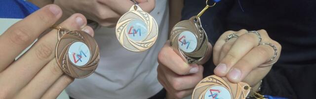 Četiri medalje za učenike čačanske Gimnazije na državnom takmičenju iz matematike