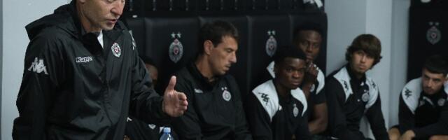 Saša Ilić po žestokom pljusku započeo misiju u Partizanu: Legenda crno-belih okupila ekipu na pripremama