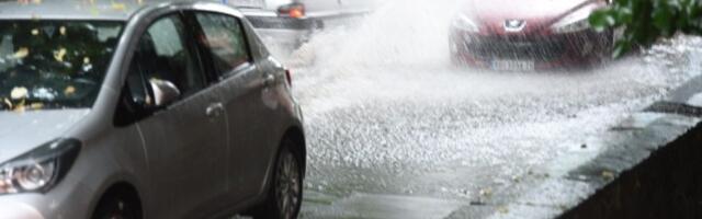 Pljuskovi sa grmljavinom već ujutro očekuju ove delove Srbije, a evo gde će padati i popodne
