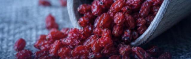„Prirodni Ozempik“ ili marketinški trik: Šta šumski plodovi zaista mogu da urade