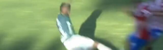 Ovo je za zatvor! Pogledajte najbrutalniji start u istoriji fudbala (VIDEO)