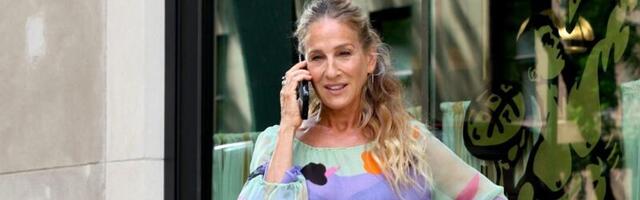 Keri Bredšo: Sara Džesika Parker ponovo je kreirala jedan od svojih "najhaotičnijih" izgleda