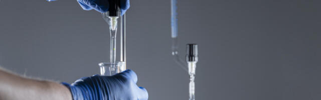 Није тачно да здравственим установама недостају инфузиони раствори