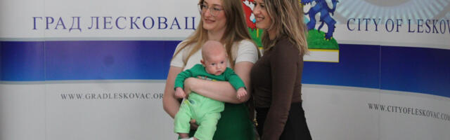 Lokalna samouprava nastavlja sa akcijom podele auto-sedišta za bebe