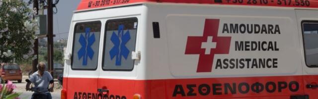 ŠOK INCIDENT U GRČKOJ: Srpski monah iskočio iz kola Hitne pomoći u vožnji – bore mu se za život!