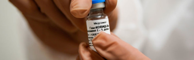 У Србију стиже руска вакцина „Спутњик V“ за лабораторијску контролу