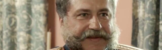 "Inspiraciju za lik policajca našao sam u svom ocu":  Ruski glumac o ulozi u hit seriji "Tajne malog grada"