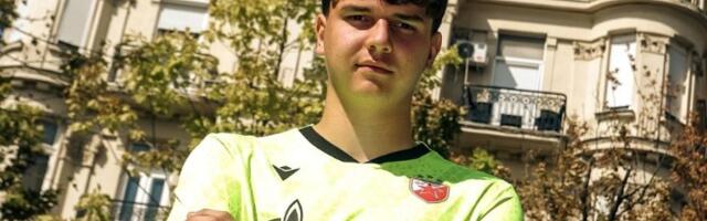 Zvezda čuva bisera: Talentovani golman potpisao do 2028.