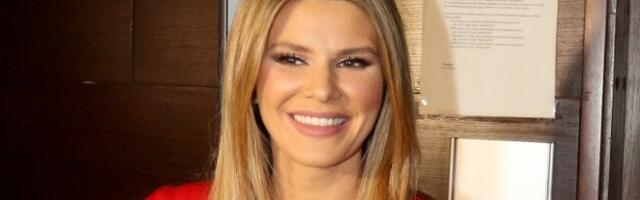 Melina od verenika dobila stan i to nije sve... Bivša žena Harisa Džinovića ubola premiju