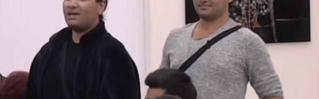 POSLE PROMENE POLA ŽARI I PALI GDE GOD SE POJAVI! Nekad Giba danas Ivana zaludela muškarce u kafani: Dekolte, minjak, bunda, a na ruci DIJAMANT (FOTO)