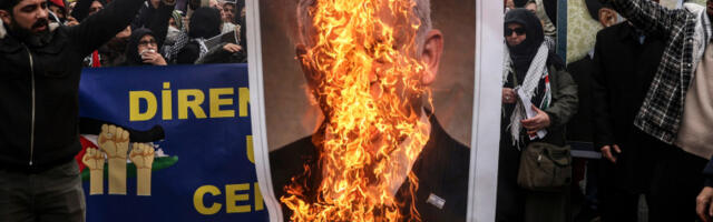 Турска на нишану Ирана