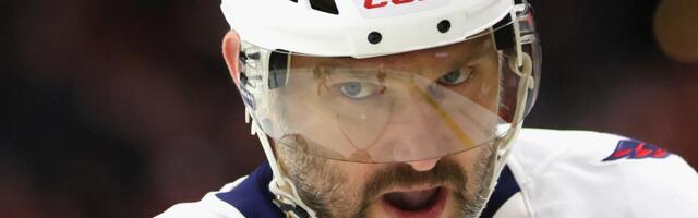 ALEKSANDAR VELIKI POMERA GRANICE! NESTVARNO, DAO JE 1.000 GOLOVA: Ruski hokejaš došao do najvećeg podviga u istoriji hokeja i NHL lige!