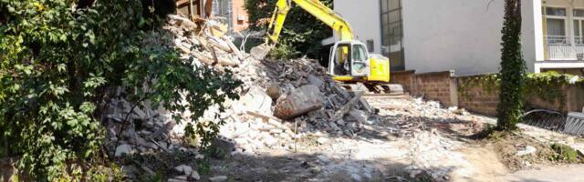 Opština Vračar, izvor dozvola za rušenje vrednih kuća